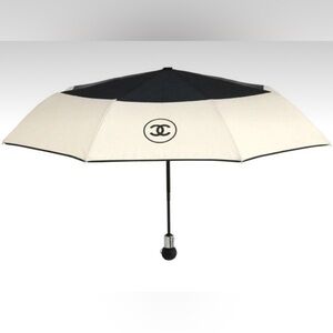 AUTHENTIC CHANEL UMBRELLA WITH CC LOGO IN BEIGE AND BLACK FABRIC